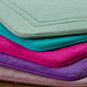 One-piece bath mat